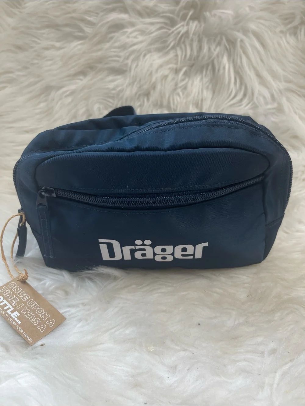 NWT Dräger waist Bag for Men nylon Navy blue adjustable strap .